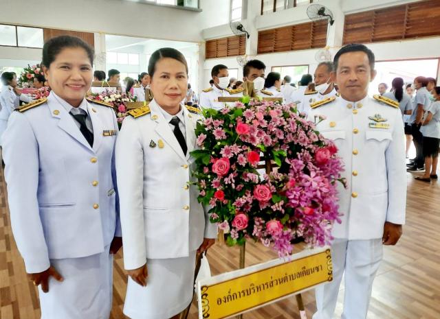 ร่วมพิธีวางพวงมาลา เพื่อน้อมรำลึกเนื่องในพระมหากรุณาธิคุณ เนื่องในวันคล้ายวันสวรรคตพระบาทสมเด็จพระจุลจอมเกล้าเจ้าอยู่หัว